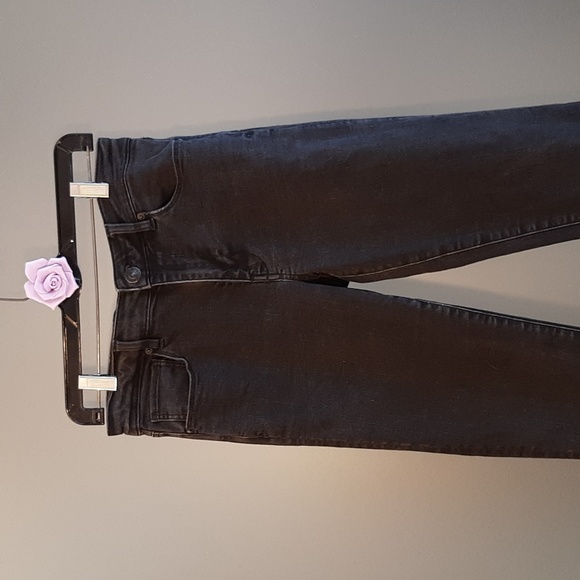 American Eagle jeans.  Black. Size 8. Stretch.Pockets. Length 39 inches - Picture 3 of 15